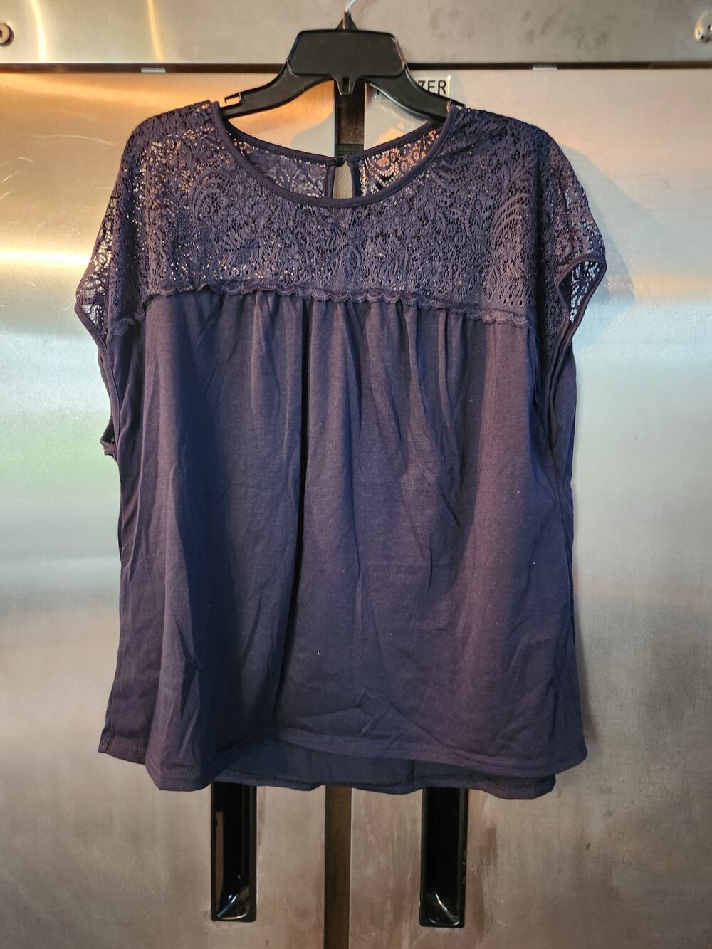 Emery Rose Lace Yoke Top Women's Plus Size XL Navy
